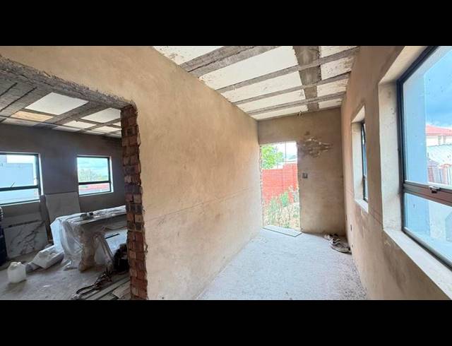 4 BEDROOM HOUSE FOR SALE IN GOLDEN FIELDS ESTATE